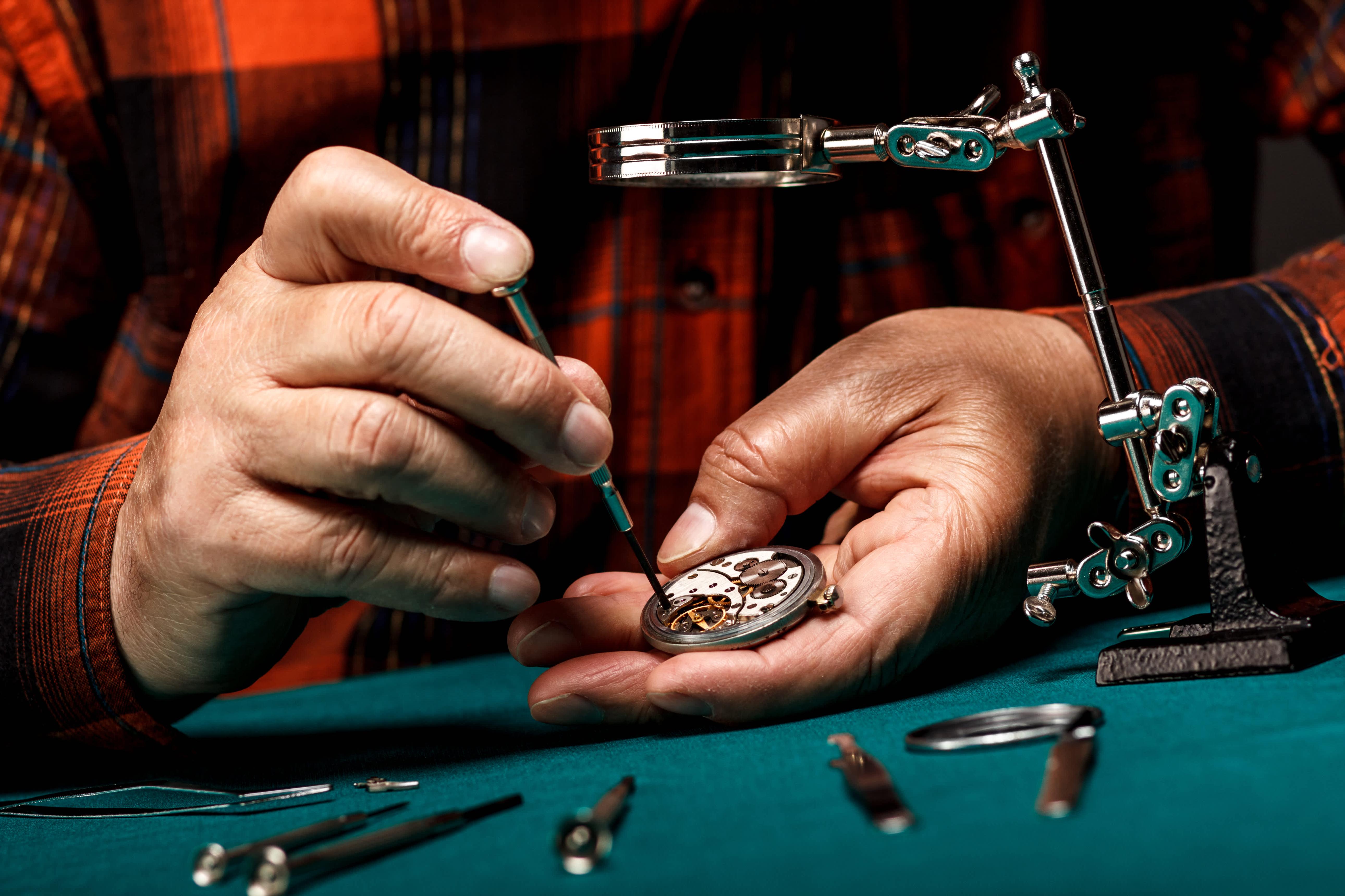 Omega Seamaster Service Case Study | Complete Mechanical Overhaul and Precision Adjustment