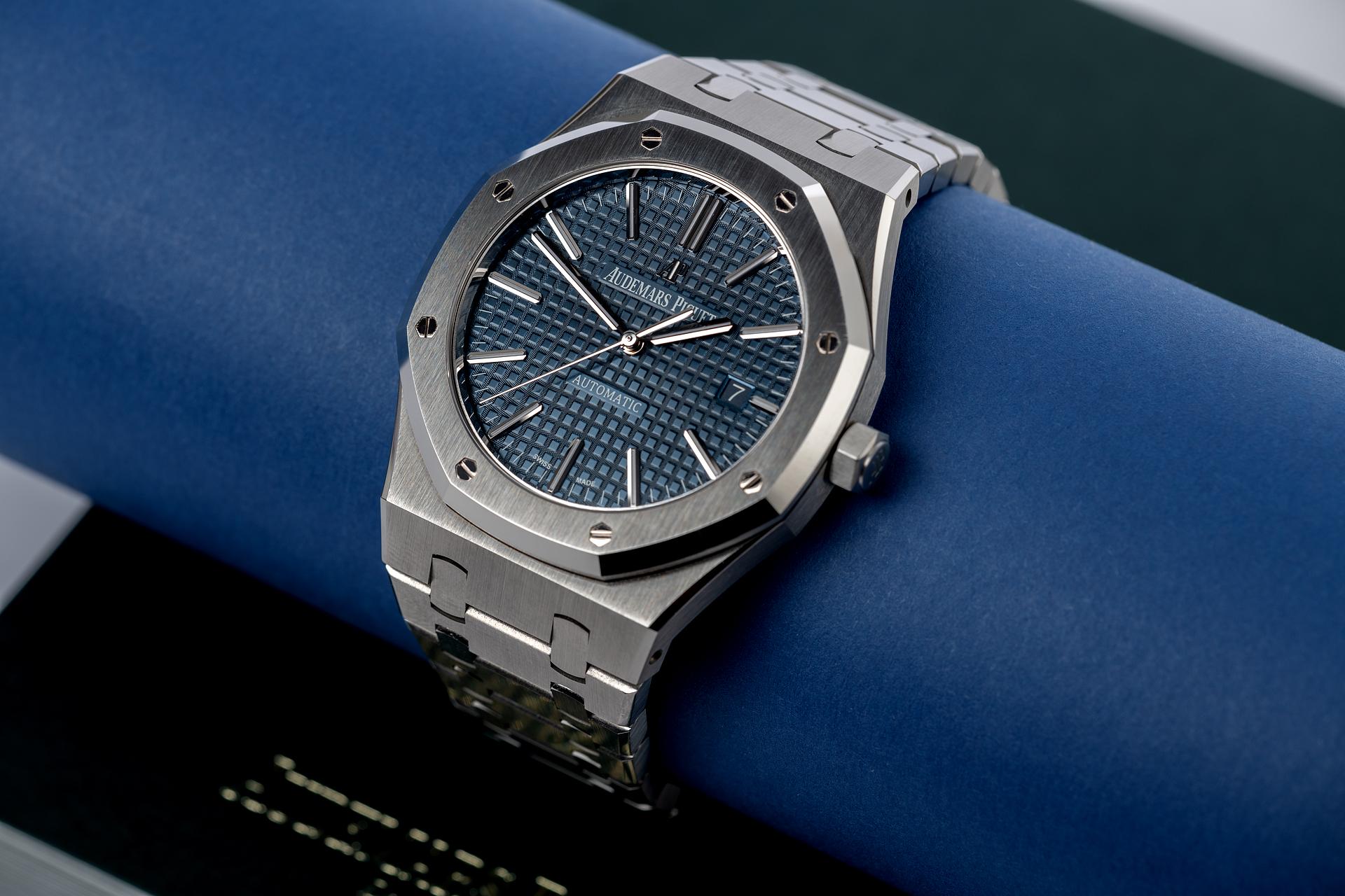 Audemars Piguet Royal Oak History | The Revolutionary Luxury Sports Watch That Changed Watchmaking